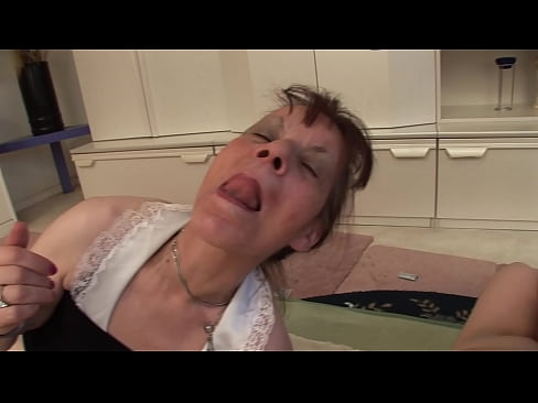 ❤️ Две баби и еден дедо имаат тројка ❤ Анално видео кај нас mk.porn-93.ru ❌️❤